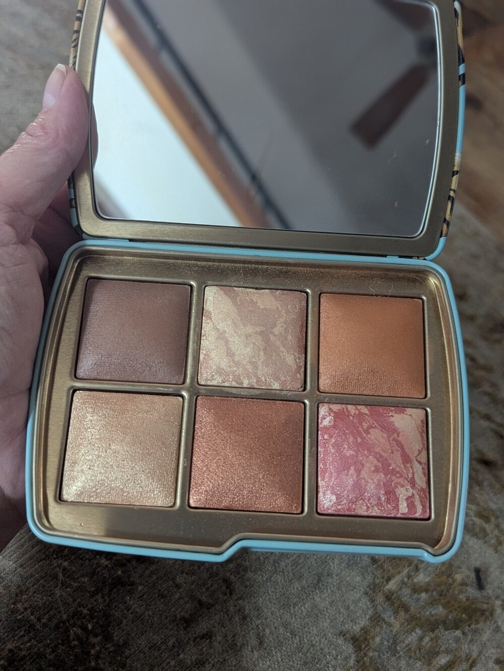 TIGER palette. Hourglass Ambient Lighting. - Picture 2 of 10
